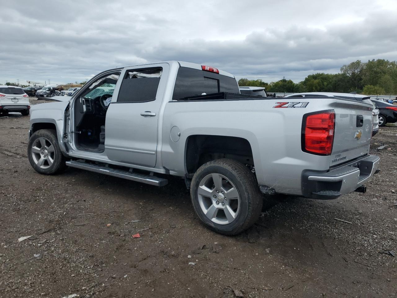 2018 CHEVROLET Silverado
