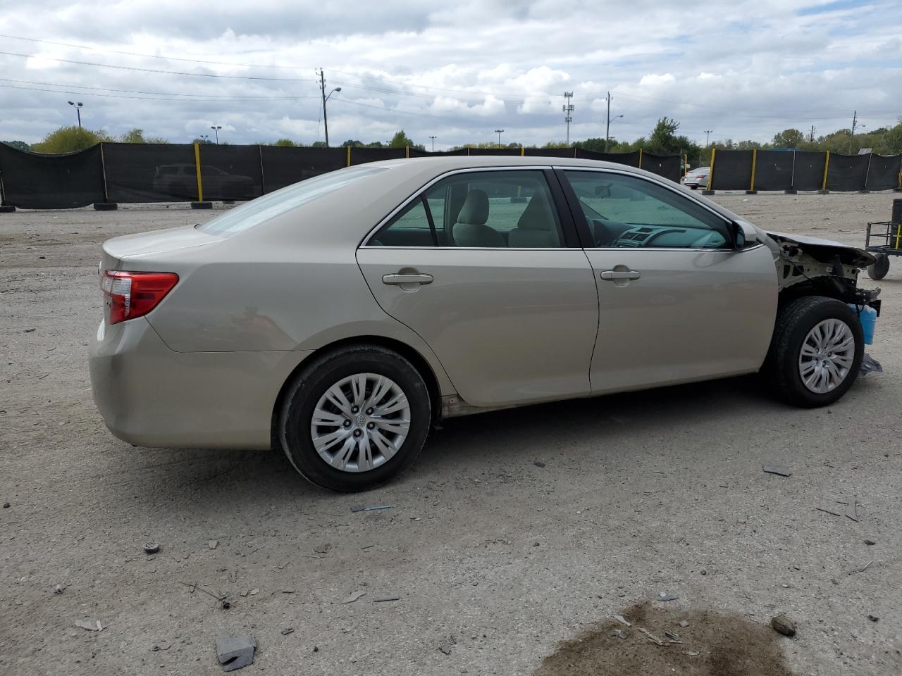 2013 TOYOTA CAMRY