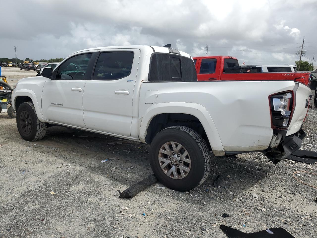 2018 TOYOTA TACOMA