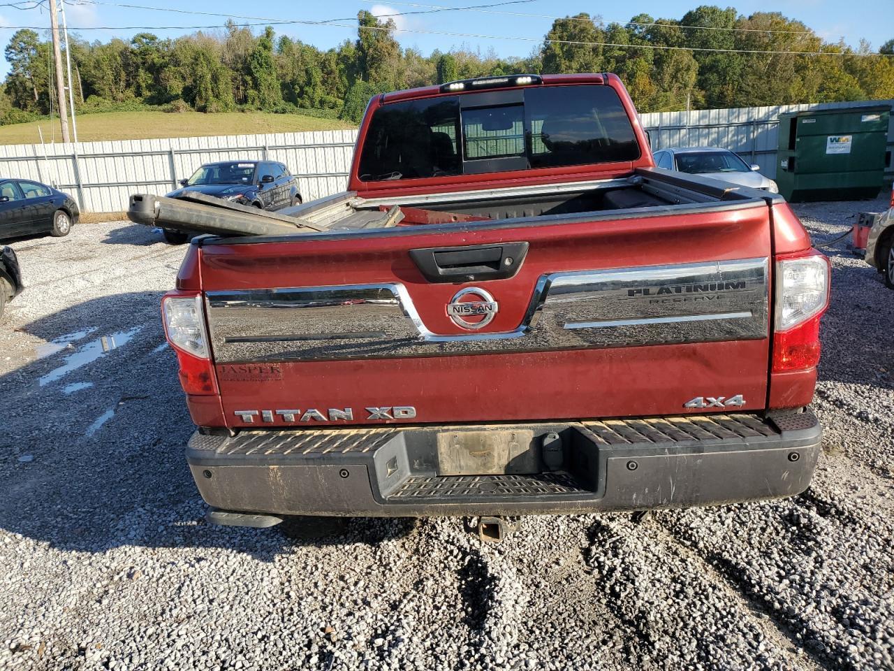 2016 NISSAN Titan