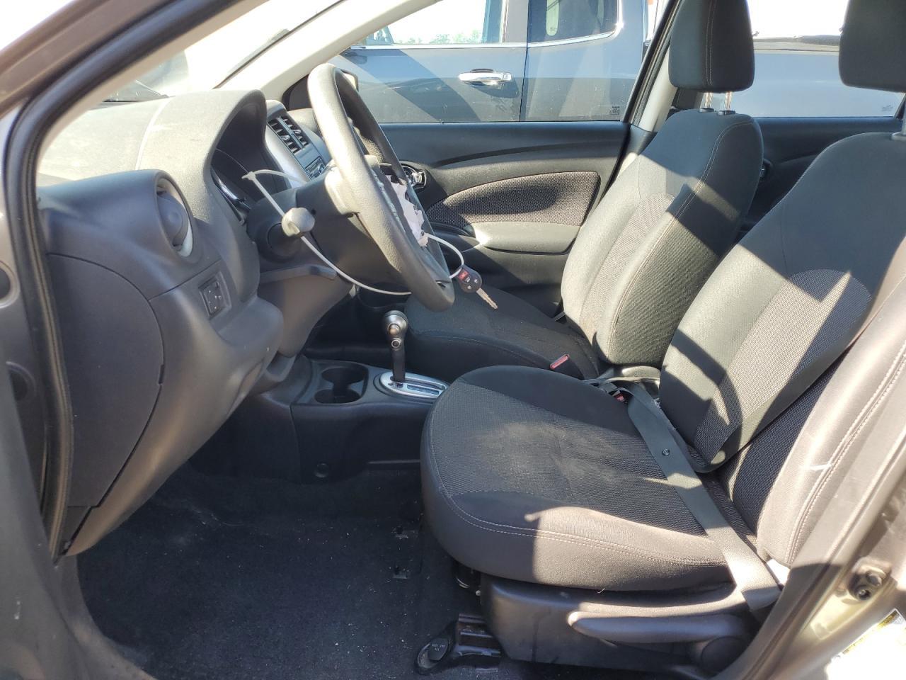 2015 NISSAN VERSA