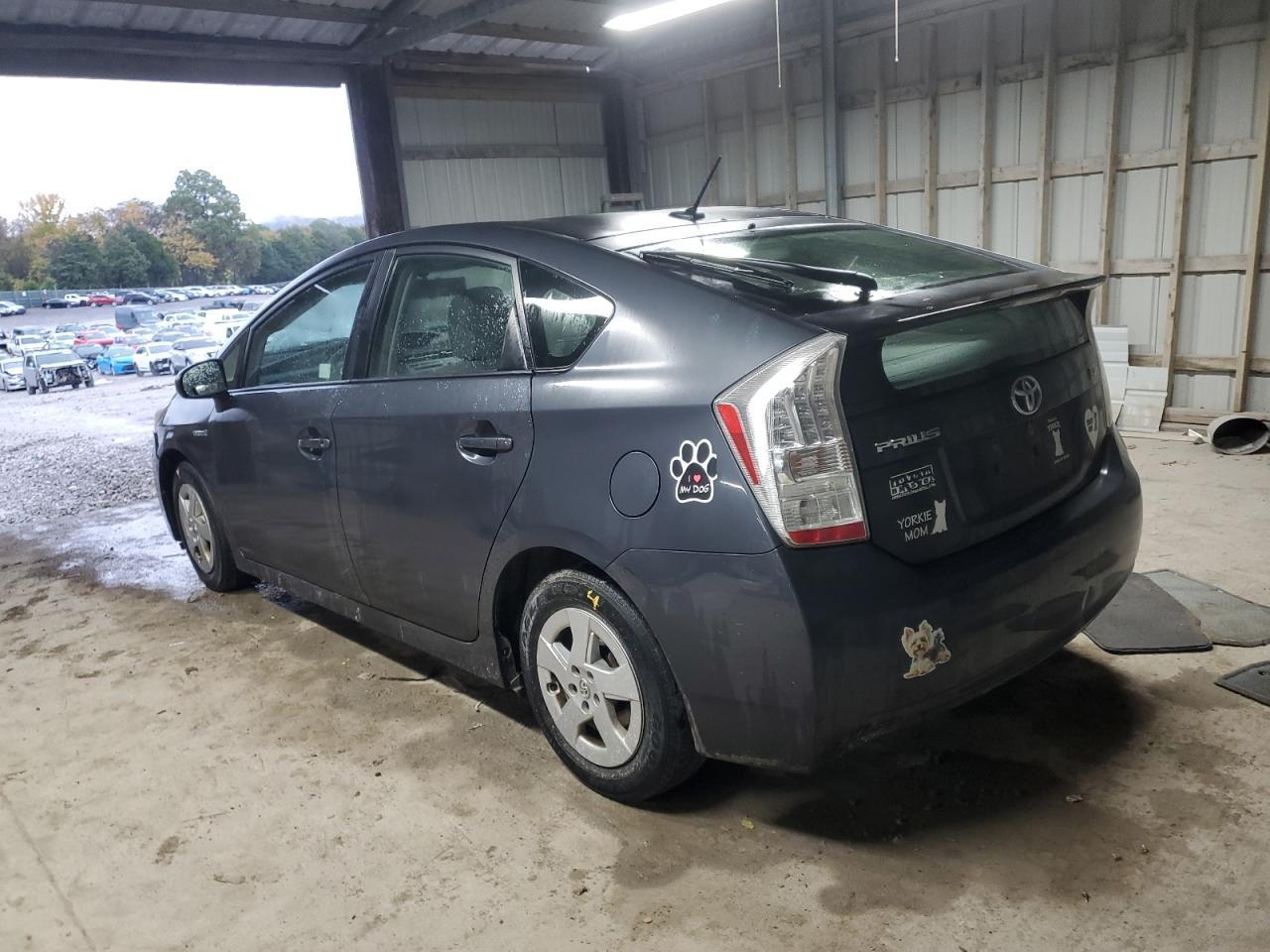 2011 TOYOTA PRIUS
