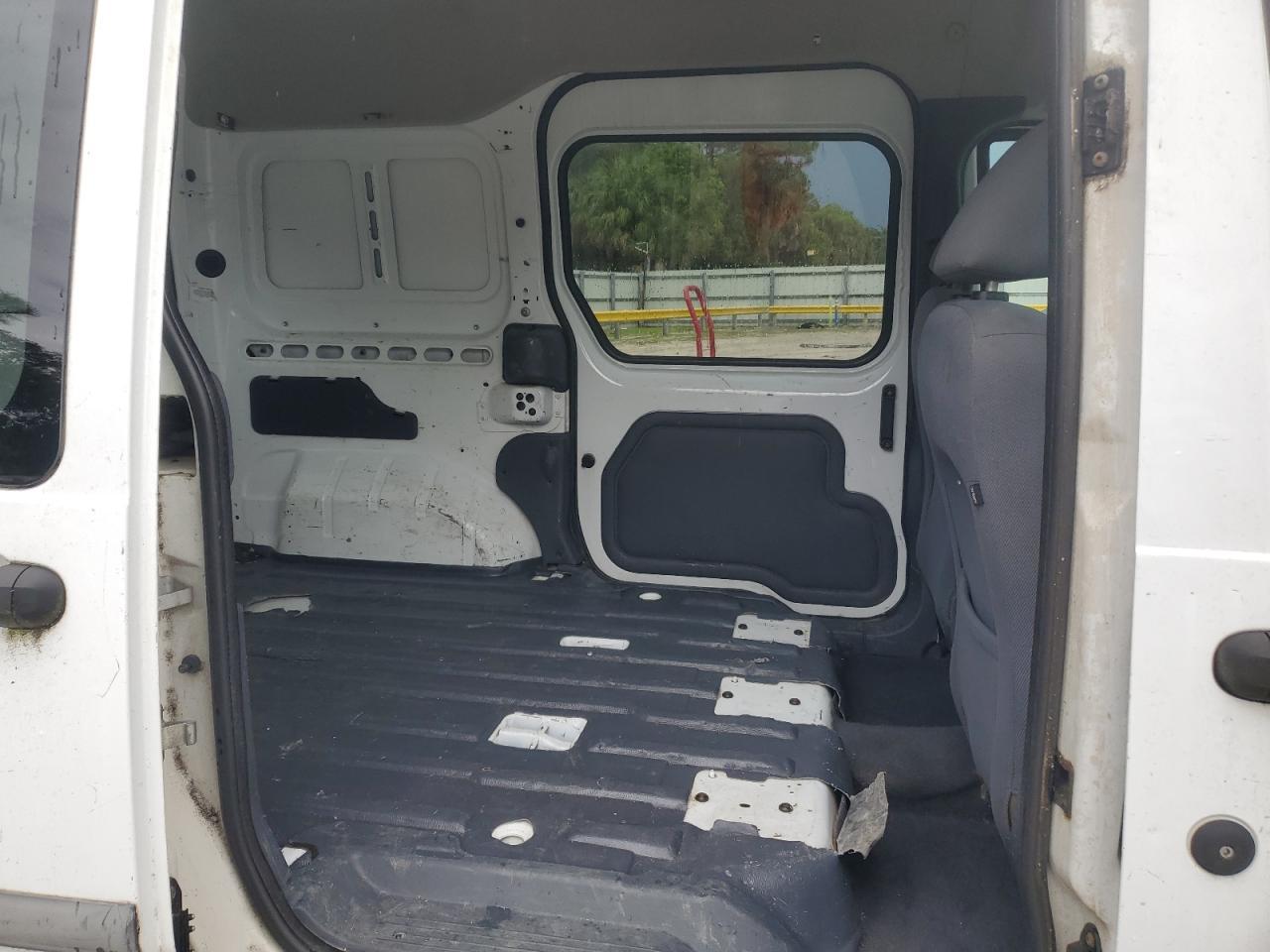 2010 FORD TRANSIT CONNECT