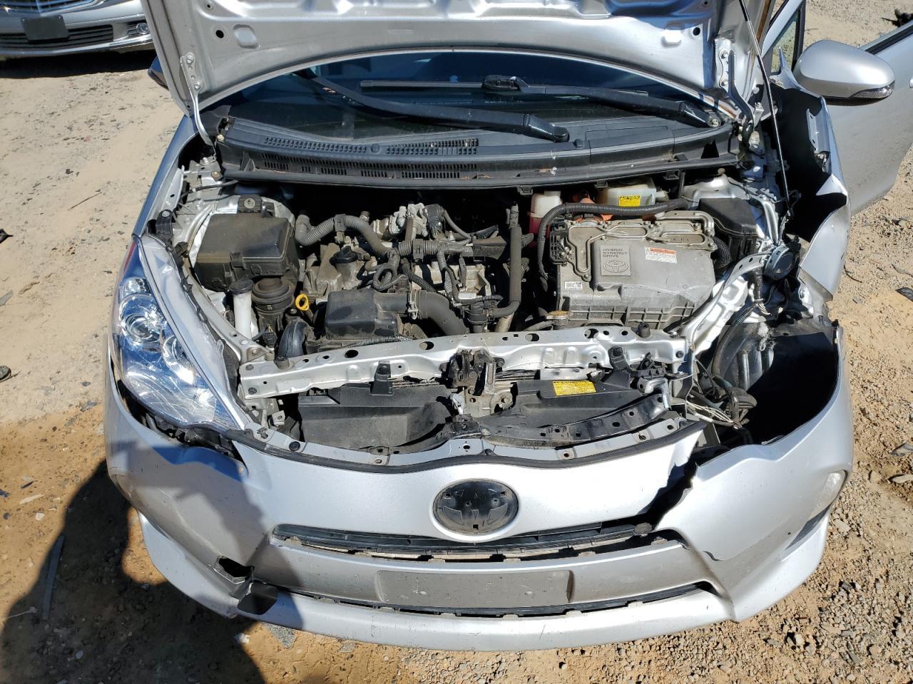 2012 TOYOTA Prius c