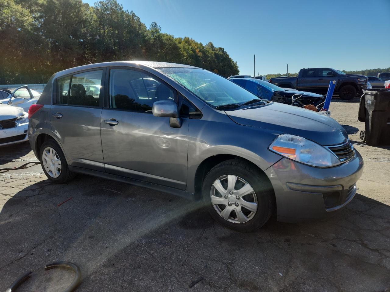 2011 NISSAN VERSA