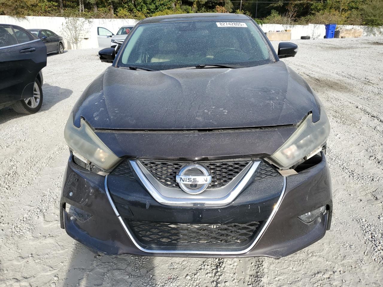 2016 NISSAN Maxima