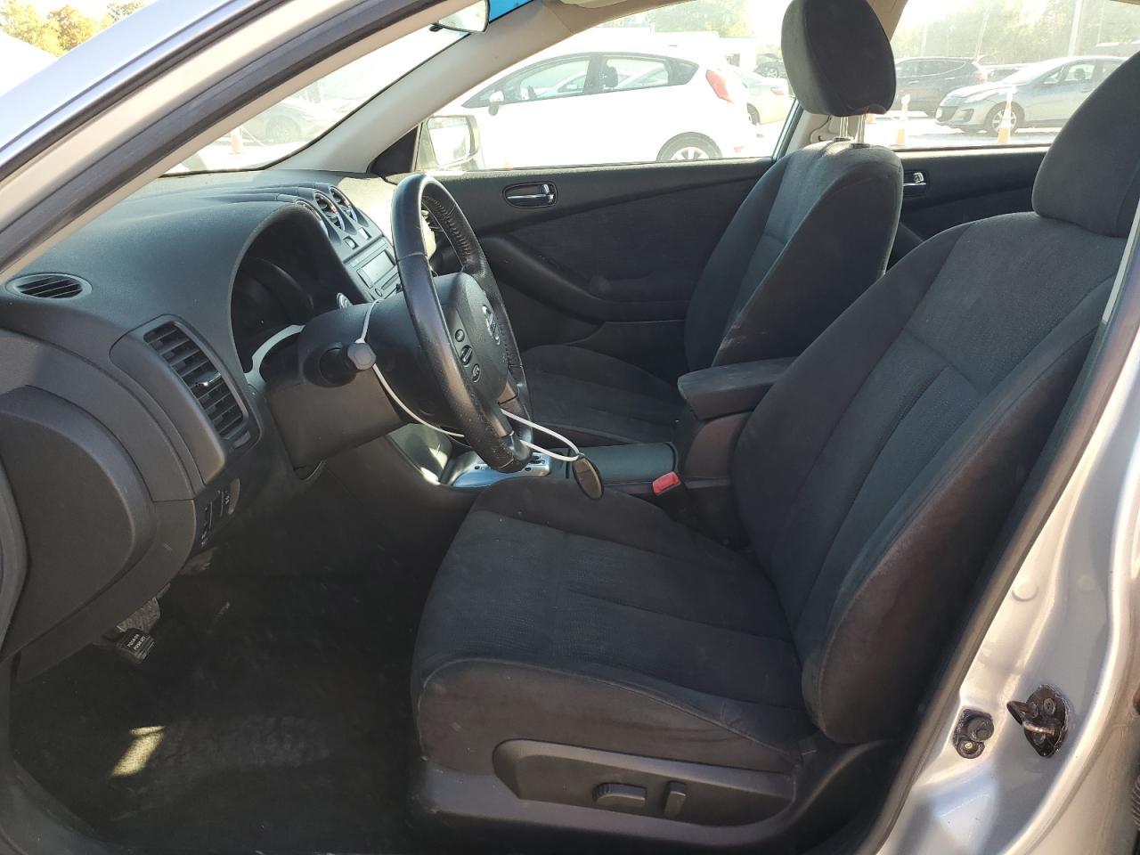 2010 NISSAN ALTIMA