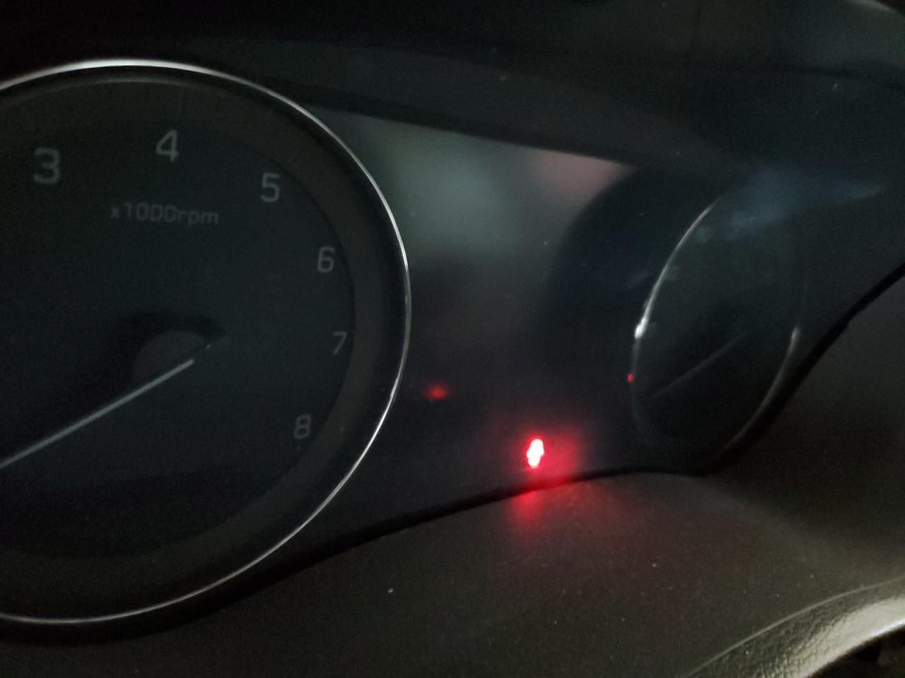 2015 HYUNDAI GENESIS