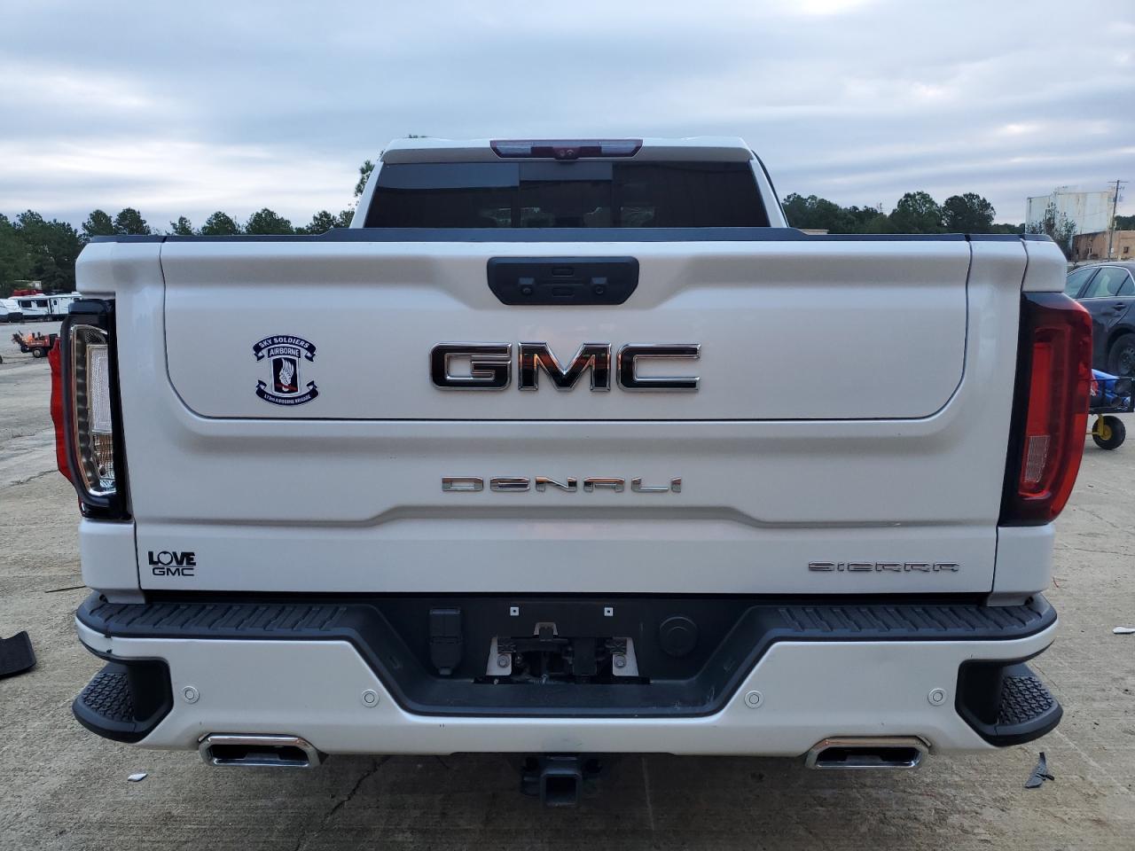 2022 GMC Sierra