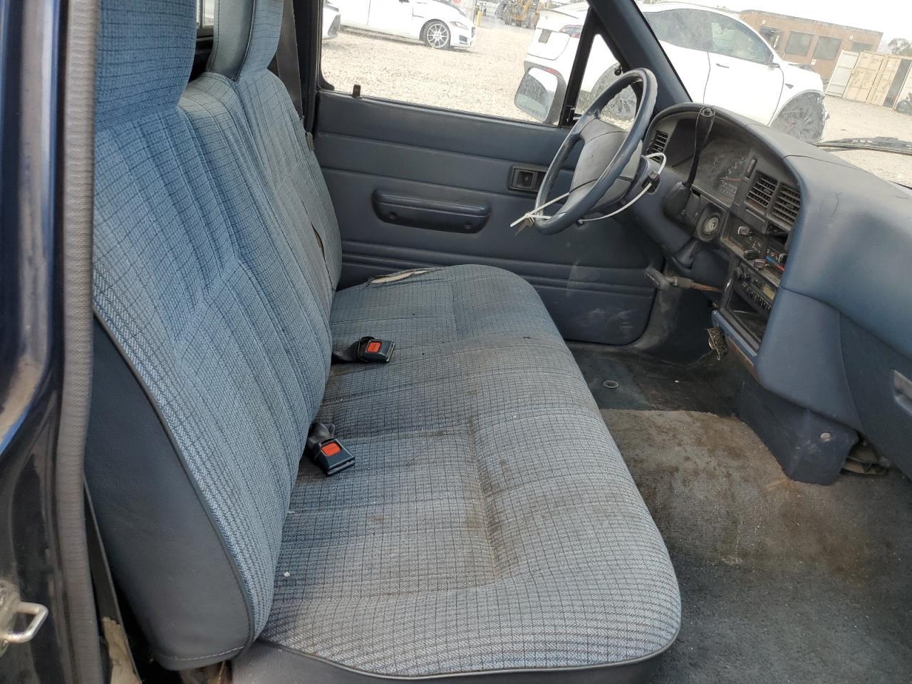 1991 TOYOTA Pickup