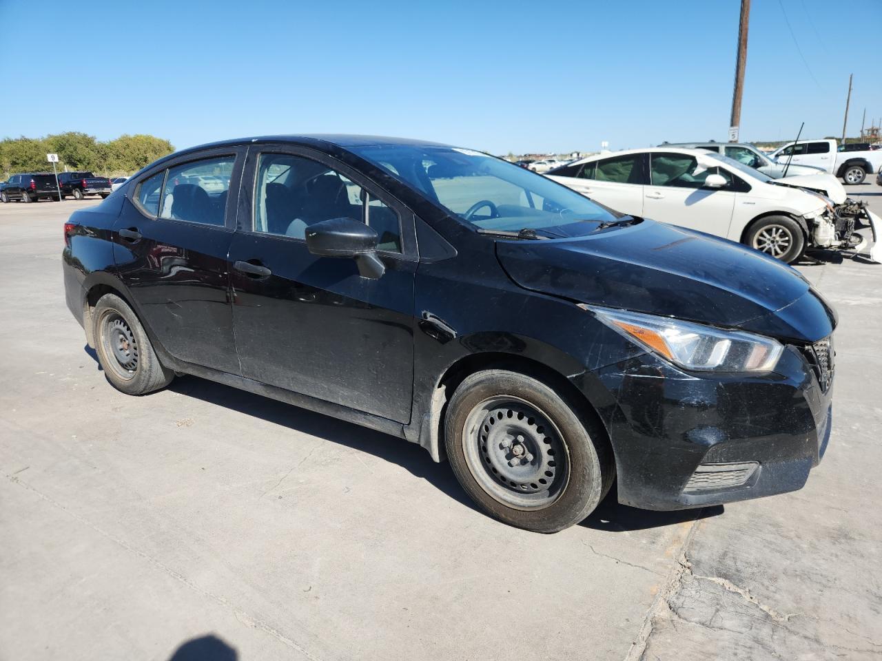 2021 NISSAN VERSA