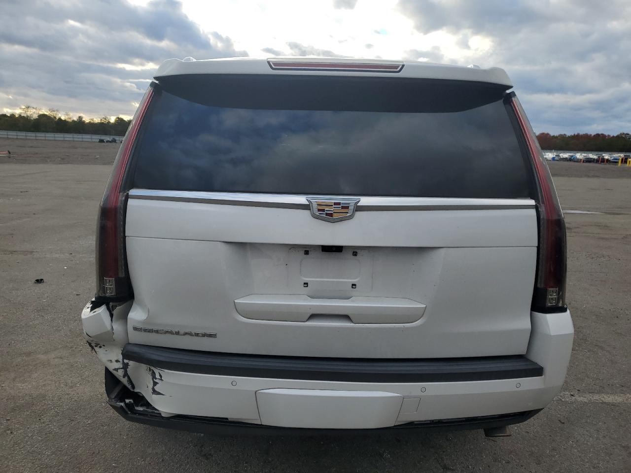 2019 CADILLAC ESCALADE