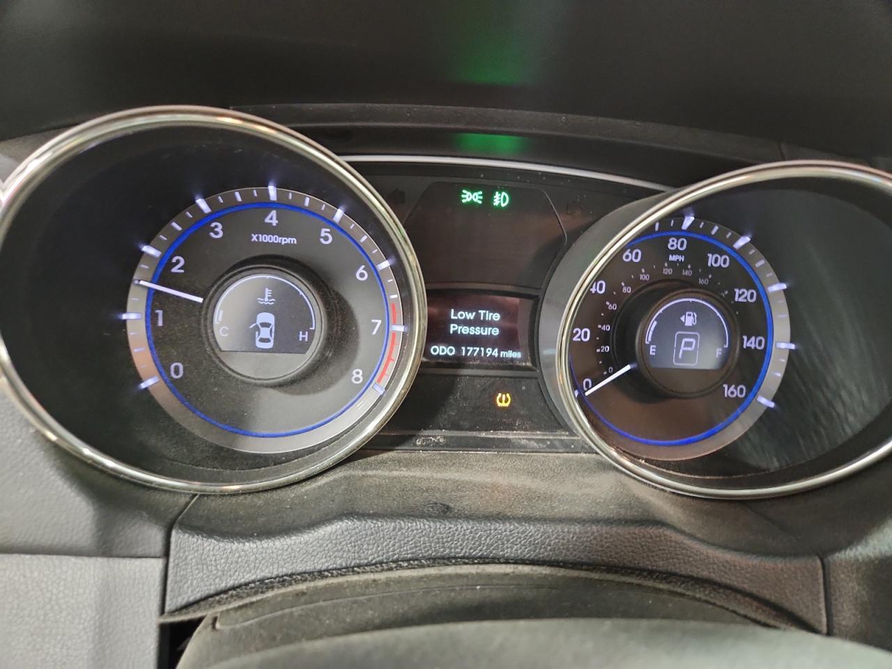 2013 HYUNDAI SONATA
