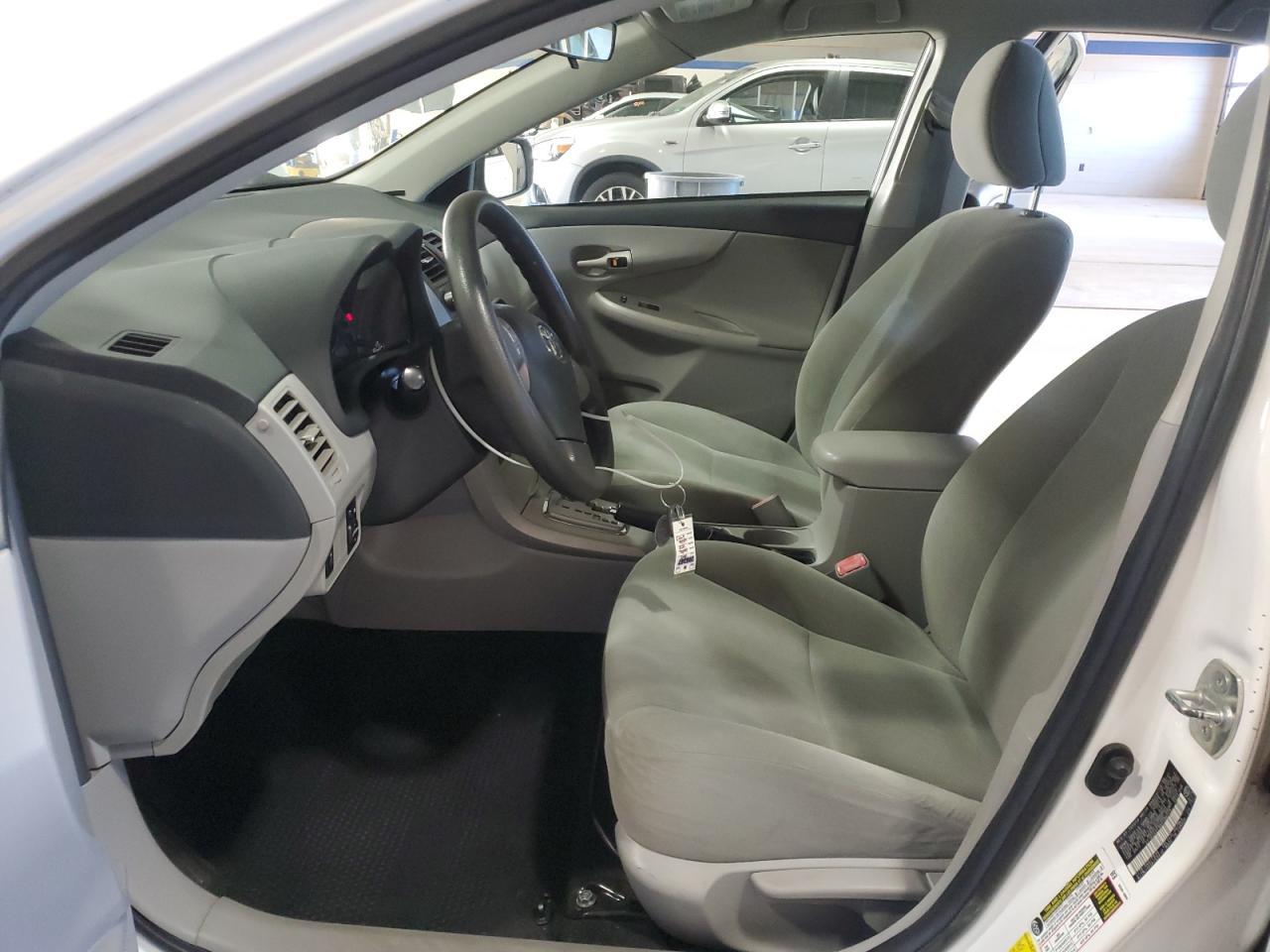 2011 TOYOTA COROLLA