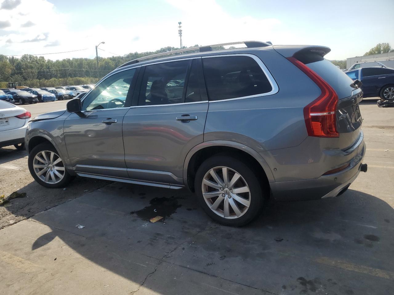 2016 VOLVO XC90