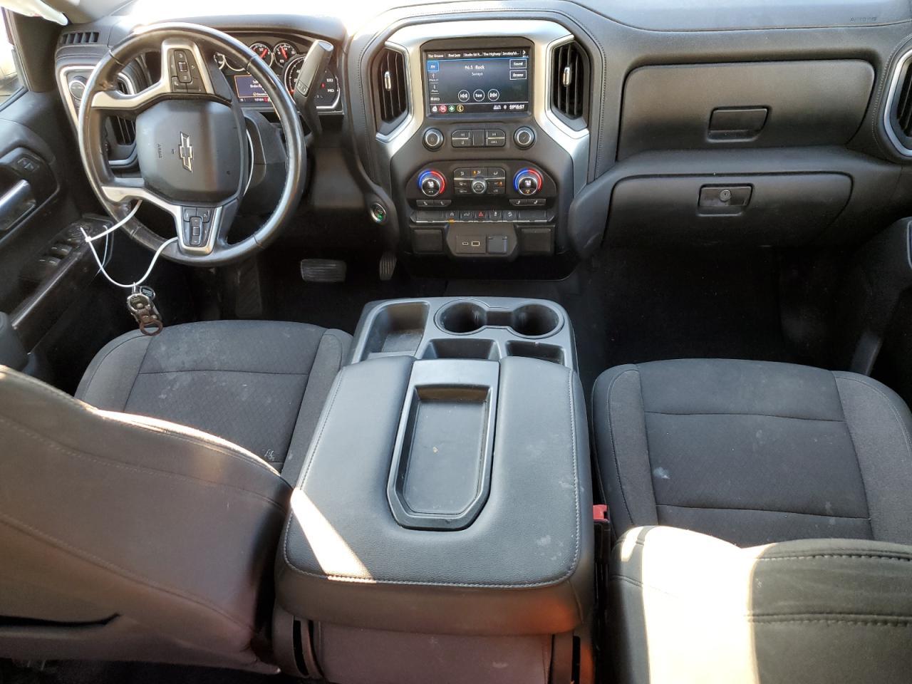 2021 CHEVROLET Silverado