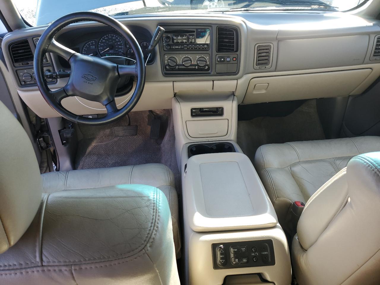 2002 CHEVROLET Tahoe