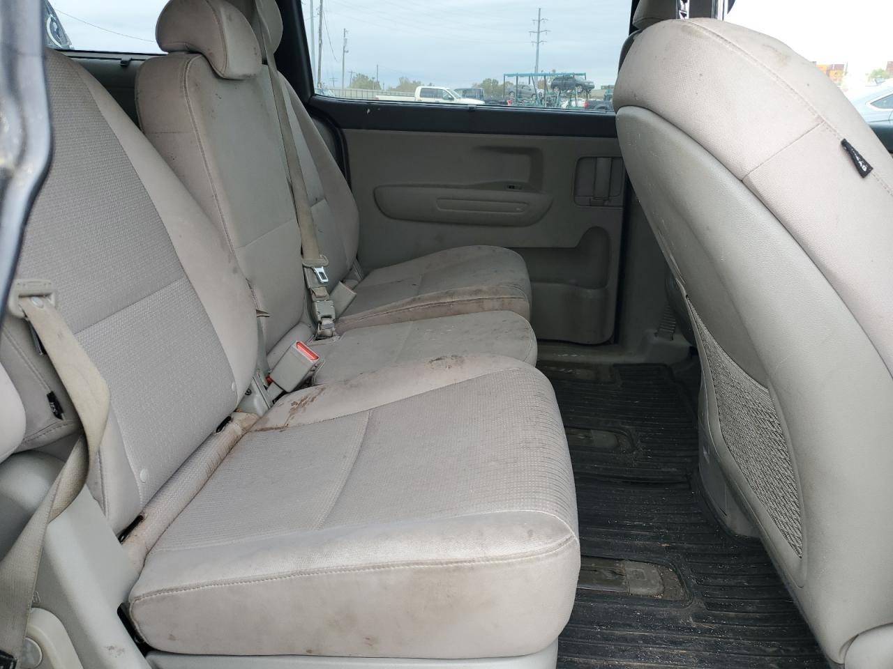 2016 KIA SEDONA