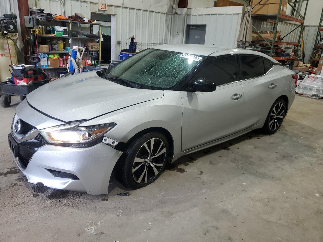 2018 NISSAN Maxima