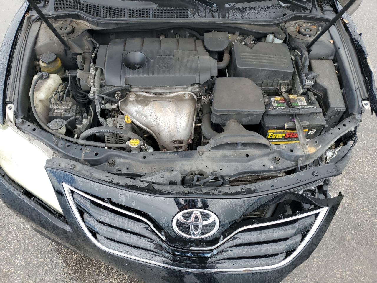 2011 TOYOTA CAMRY