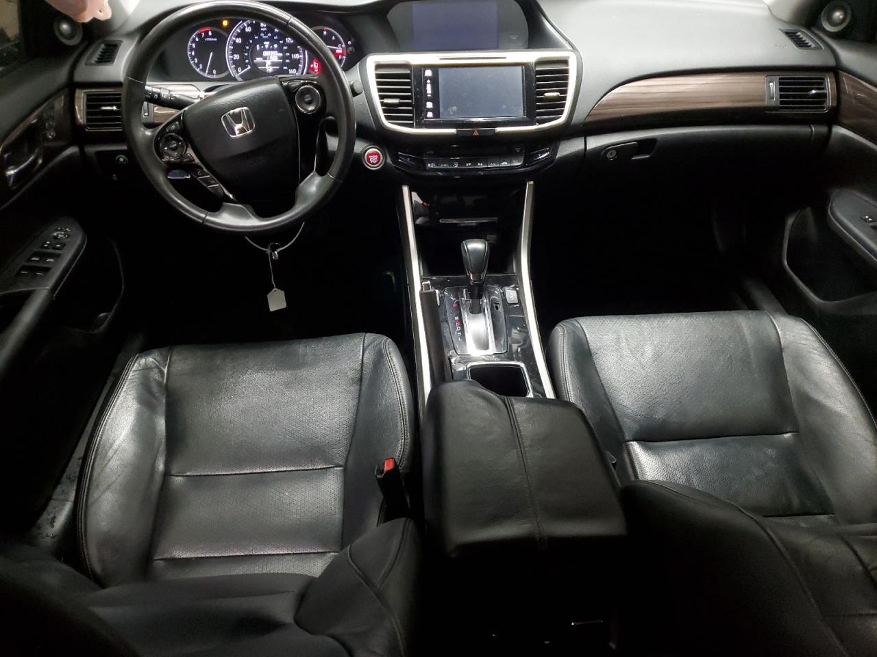2017 HONDA ACCORD