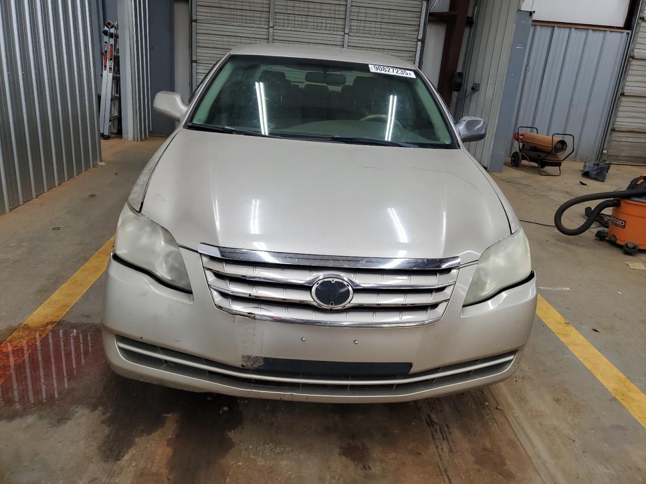 2006 TOYOTA Avalon