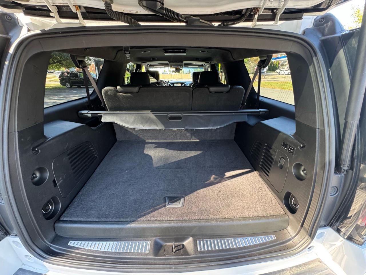 2017 CADILLAC ESCALADE