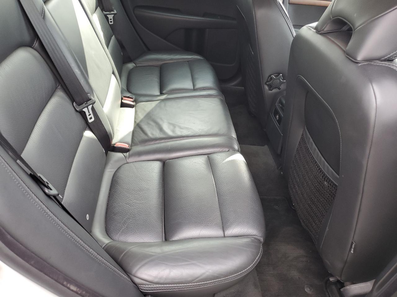 2010 VOLVO XC70