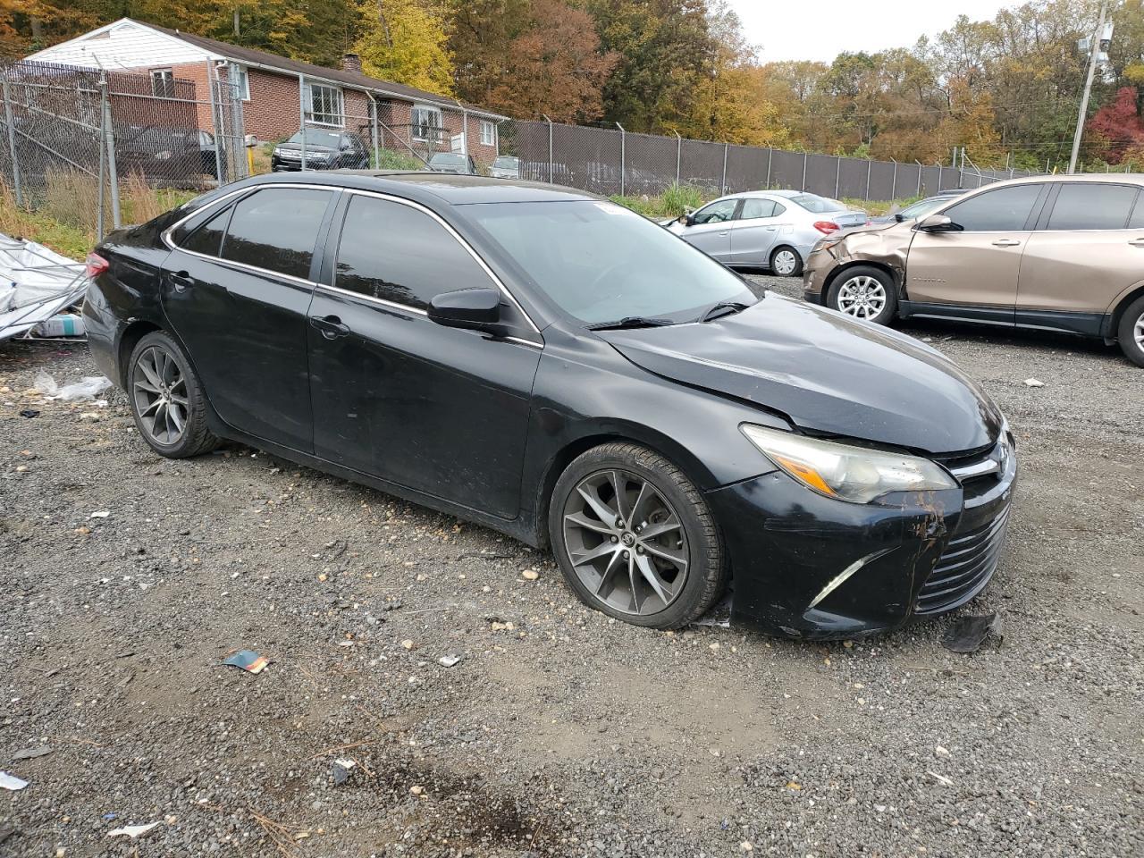 2015 TOYOTA CAMRY