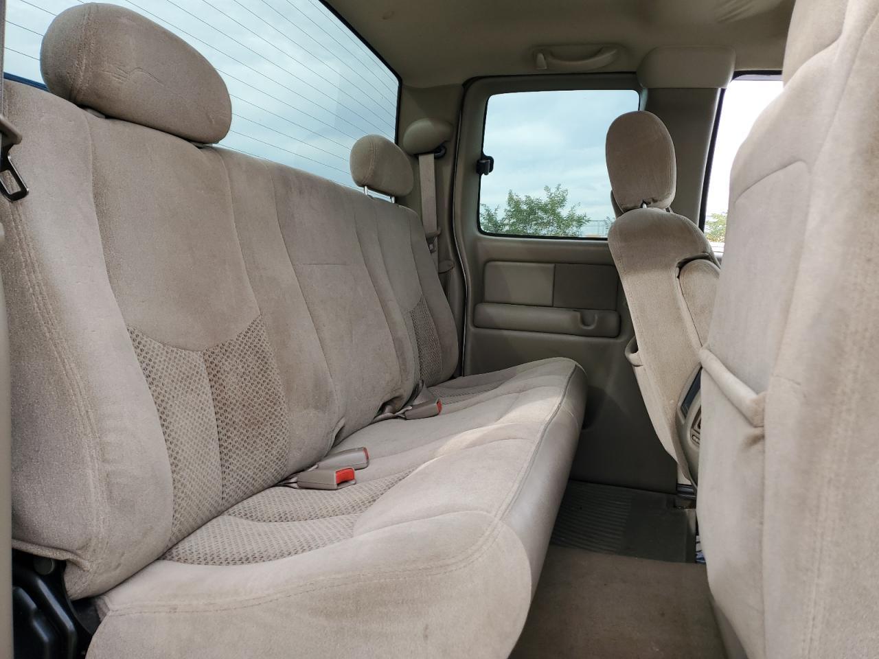 2004 CHEVROLET Silverado