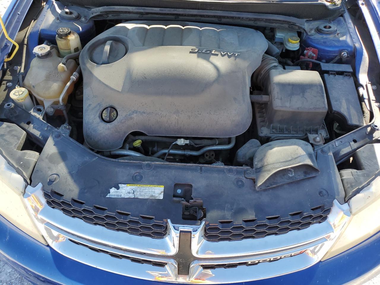 2013 DODGE Avenger