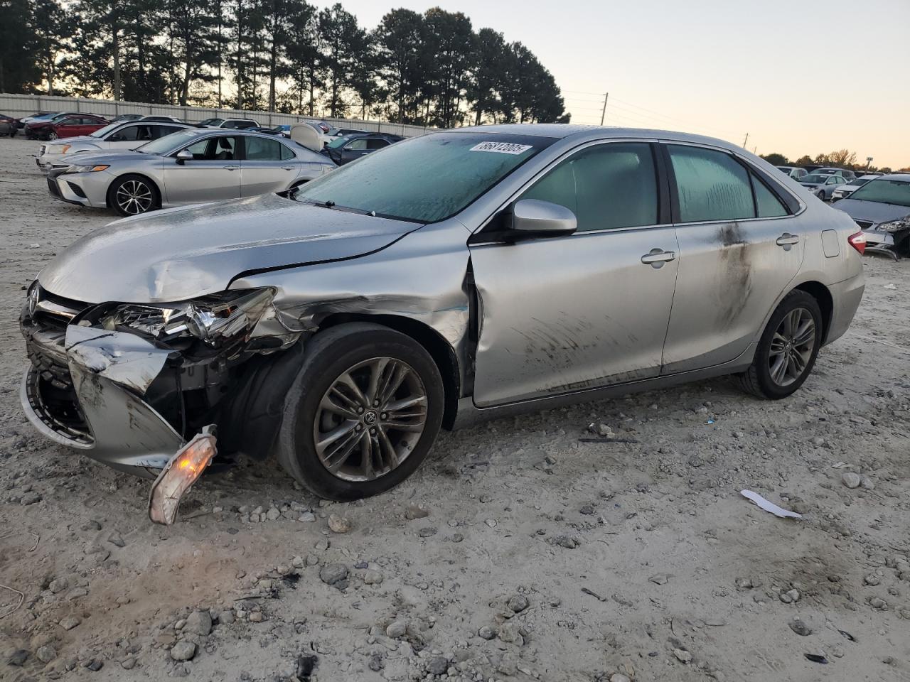2016 TOYOTA CAMRY