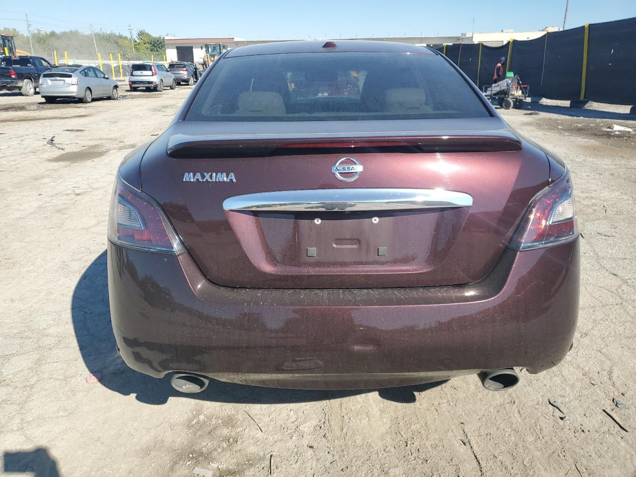 2014 NISSAN Maxima