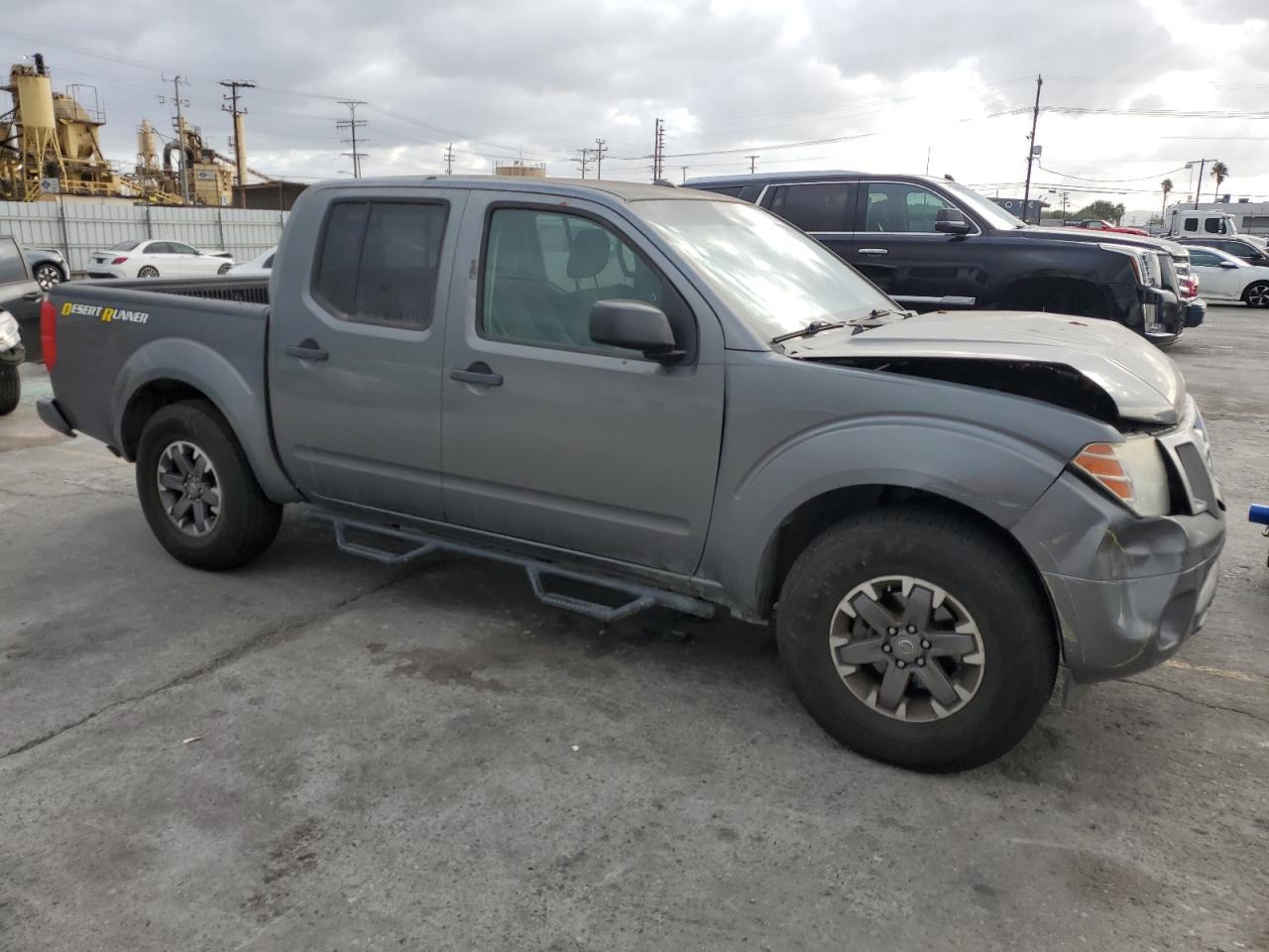 2016 NISSAN Frontier