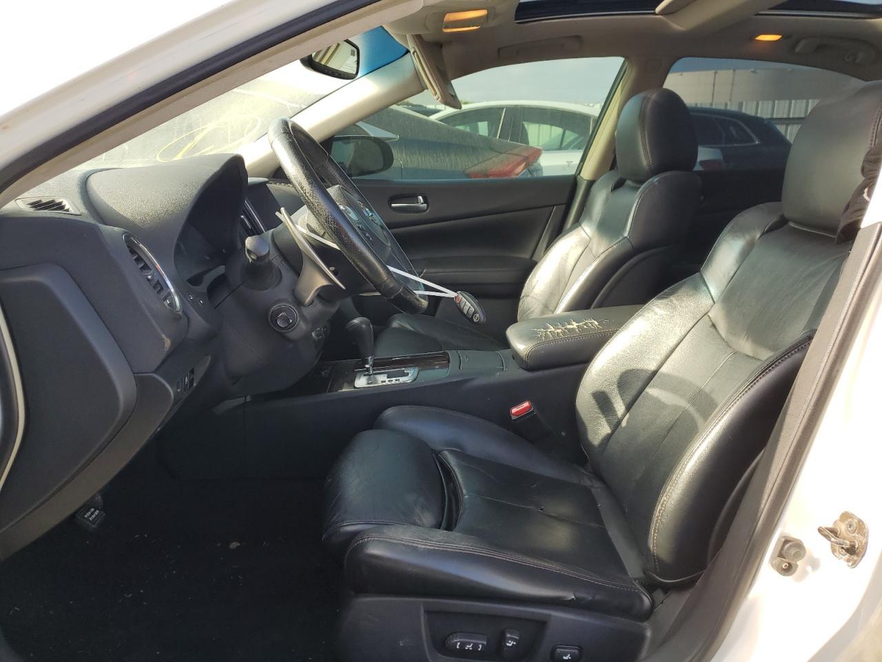 2009 NISSAN Maxima