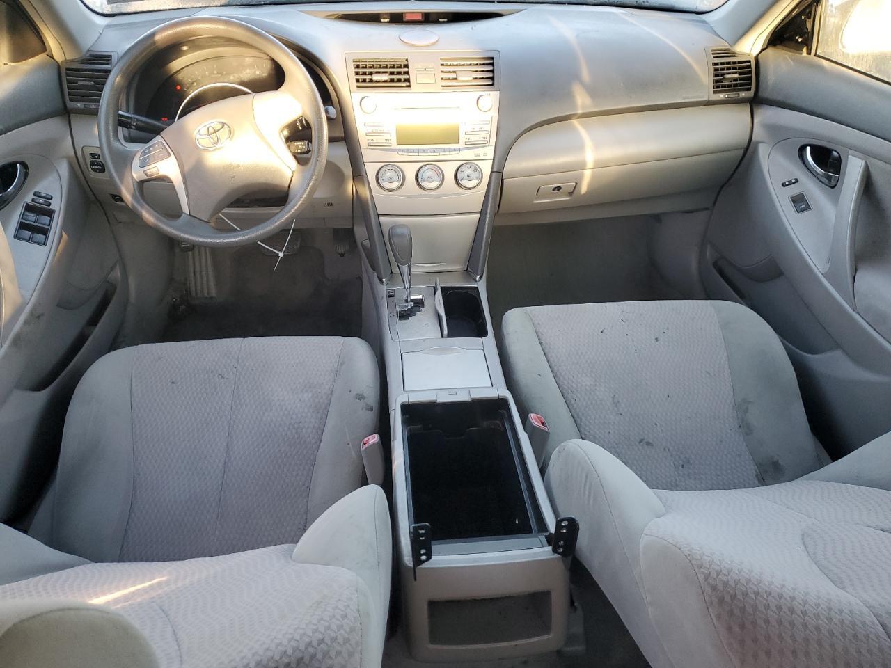 2011 TOYOTA CAMRY