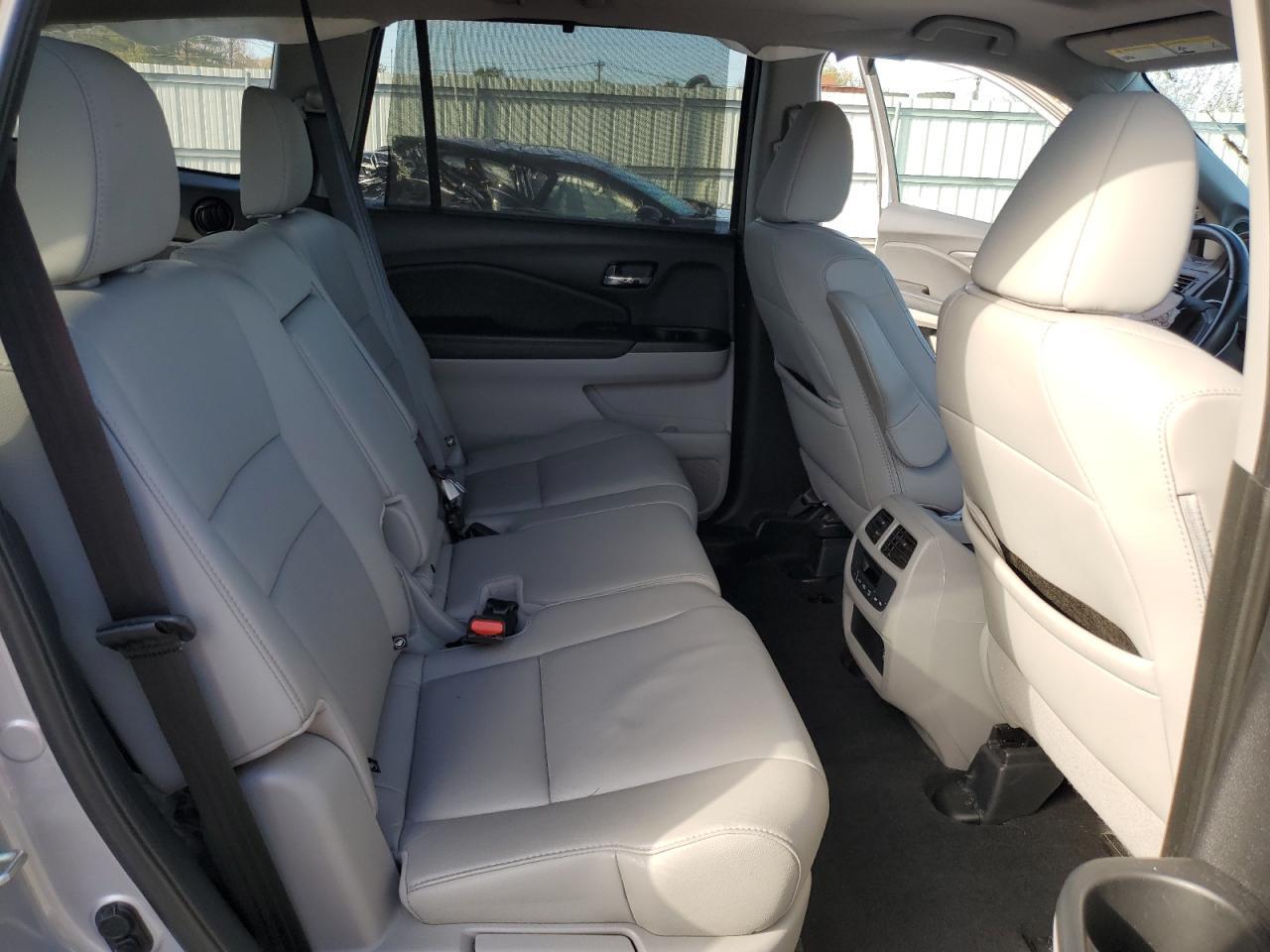 2019 HONDA PILOT