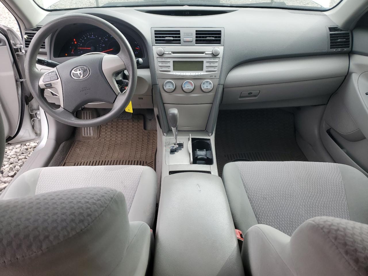 2011 TOYOTA CAMRY