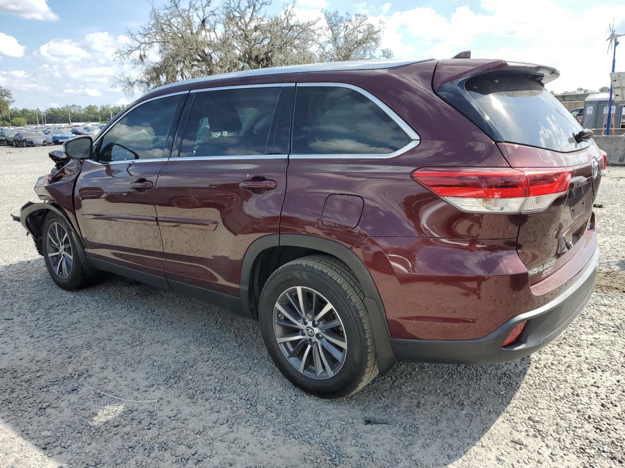 2019 TOYOTA HIGHLANDER