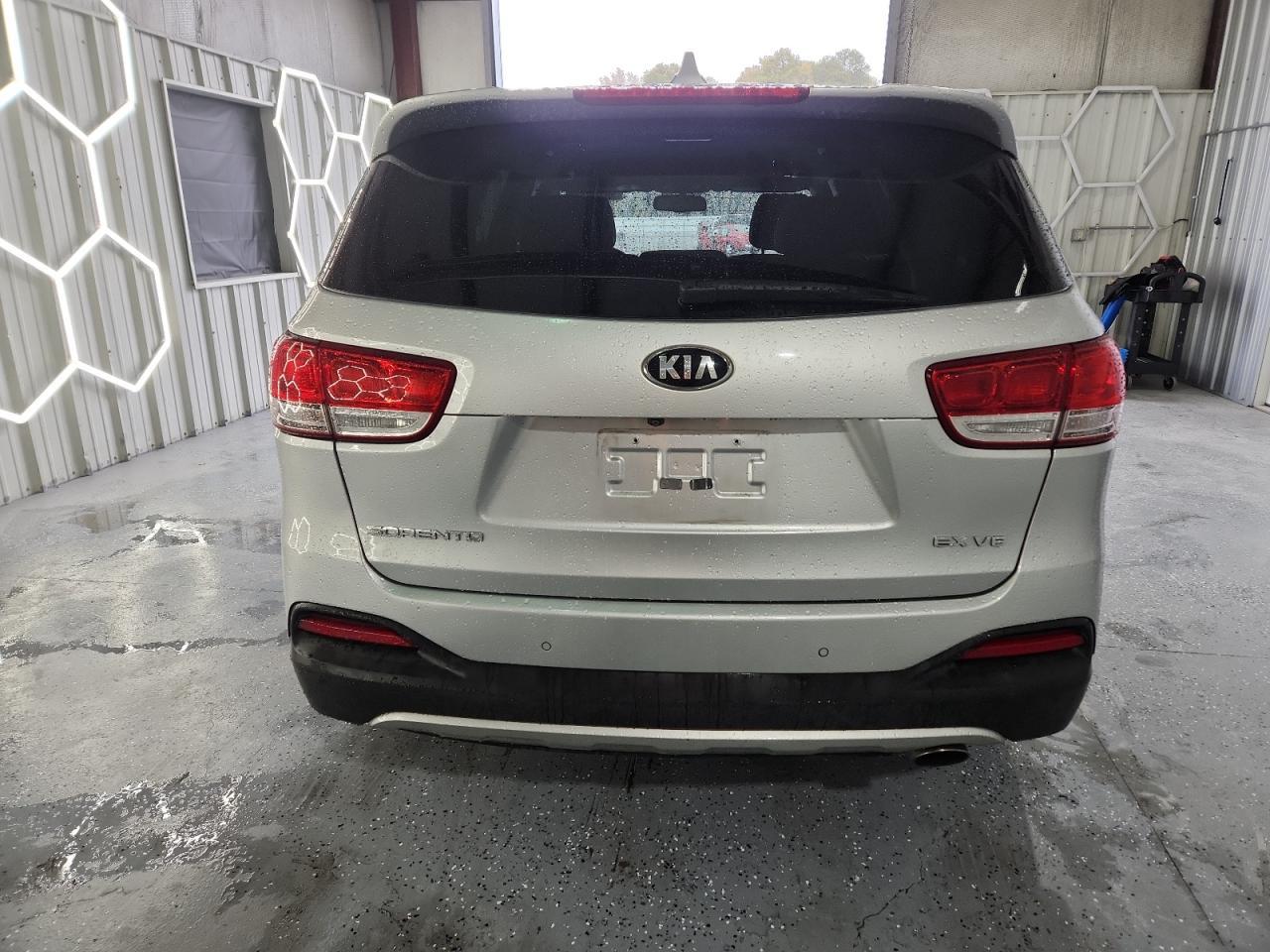 2016 KIA SORENTO