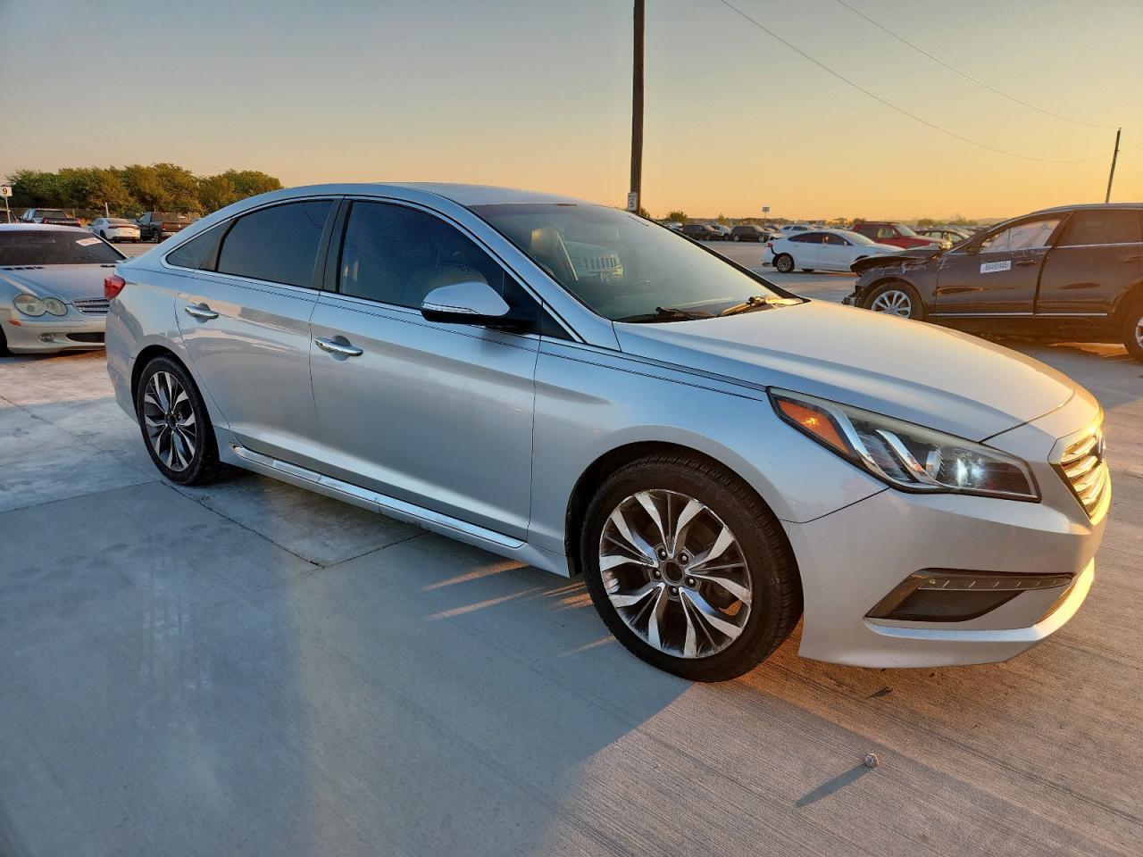 2015 HYUNDAI SONATA