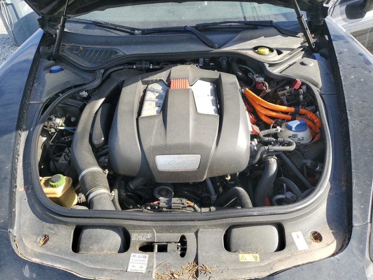 2014 PORSCHE Panamera