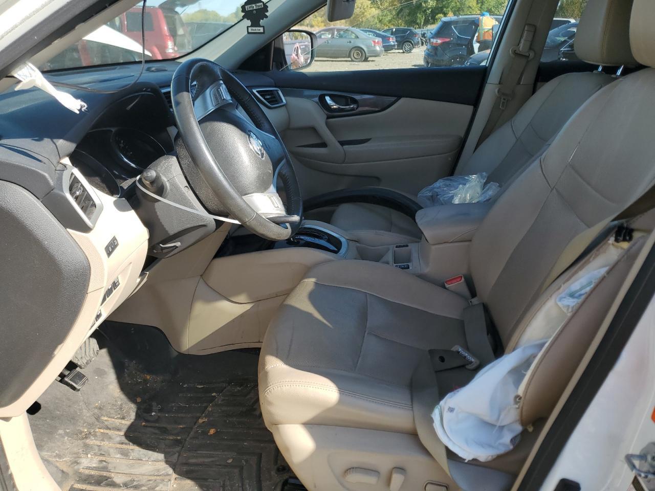 2016 NISSAN ROGUE