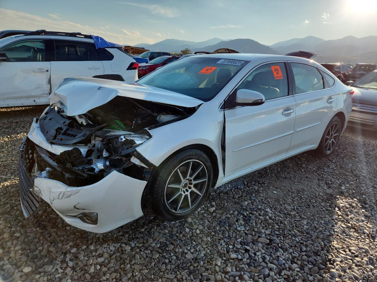 2015 TOYOTA Avalon