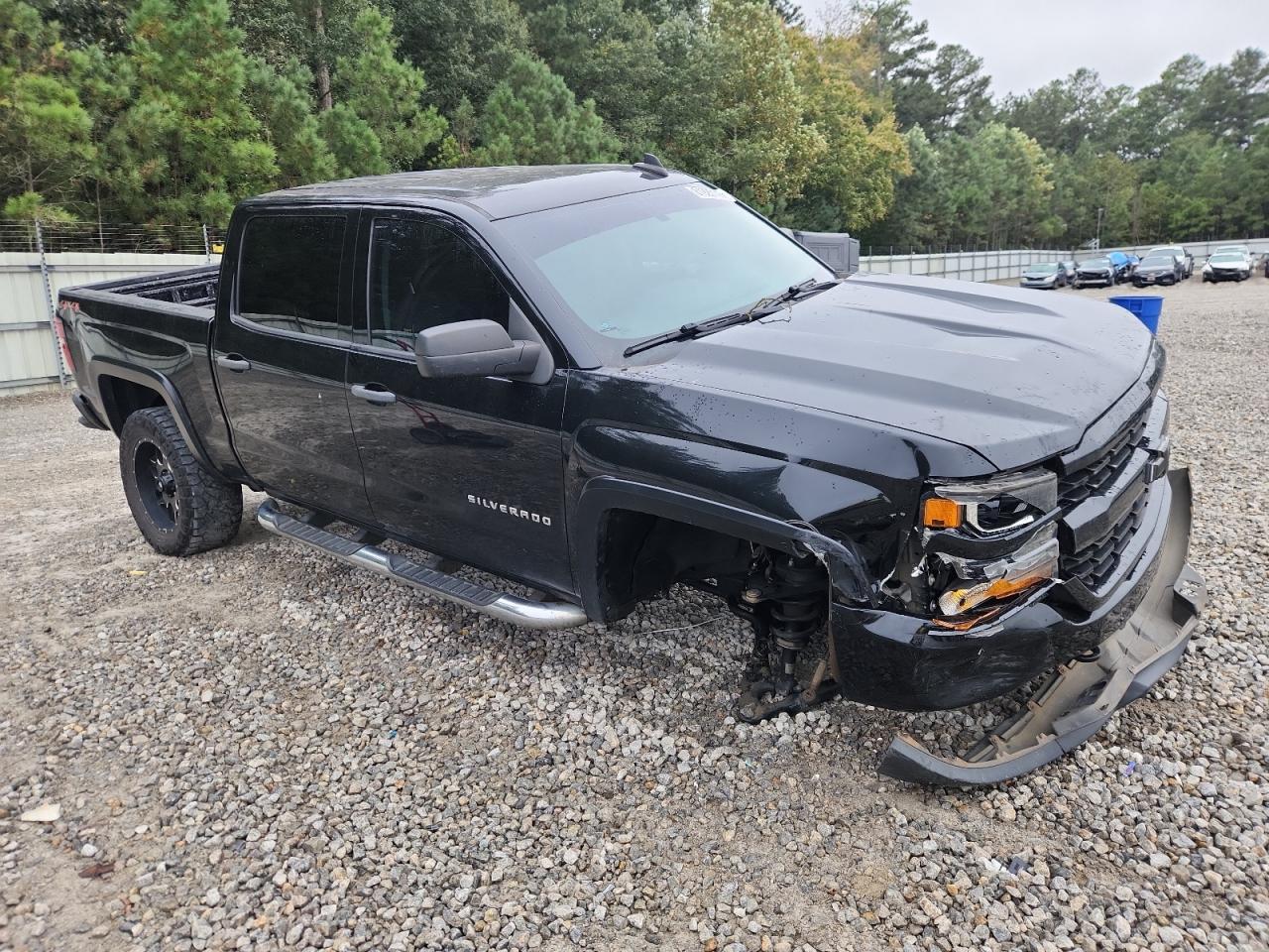 2018 CHEVROLET Silverado
