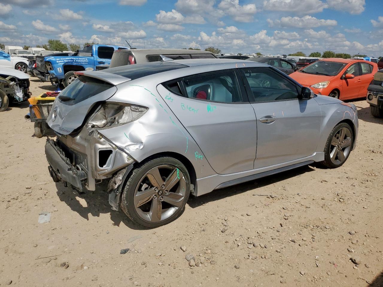 2015 HYUNDAI VELOSTER