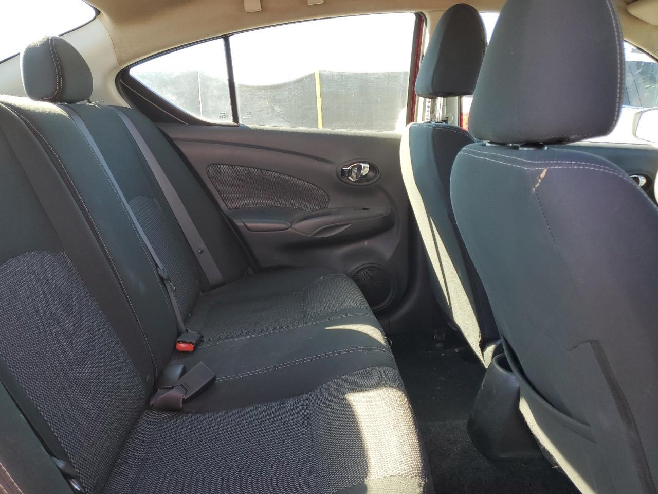 2018 NISSAN VERSA