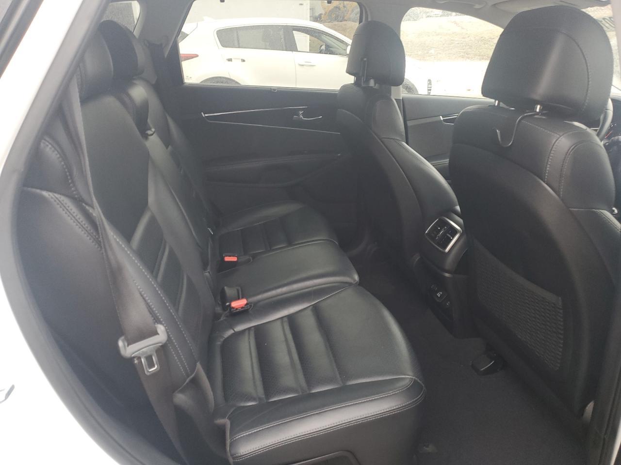 2017 KIA SORENTO