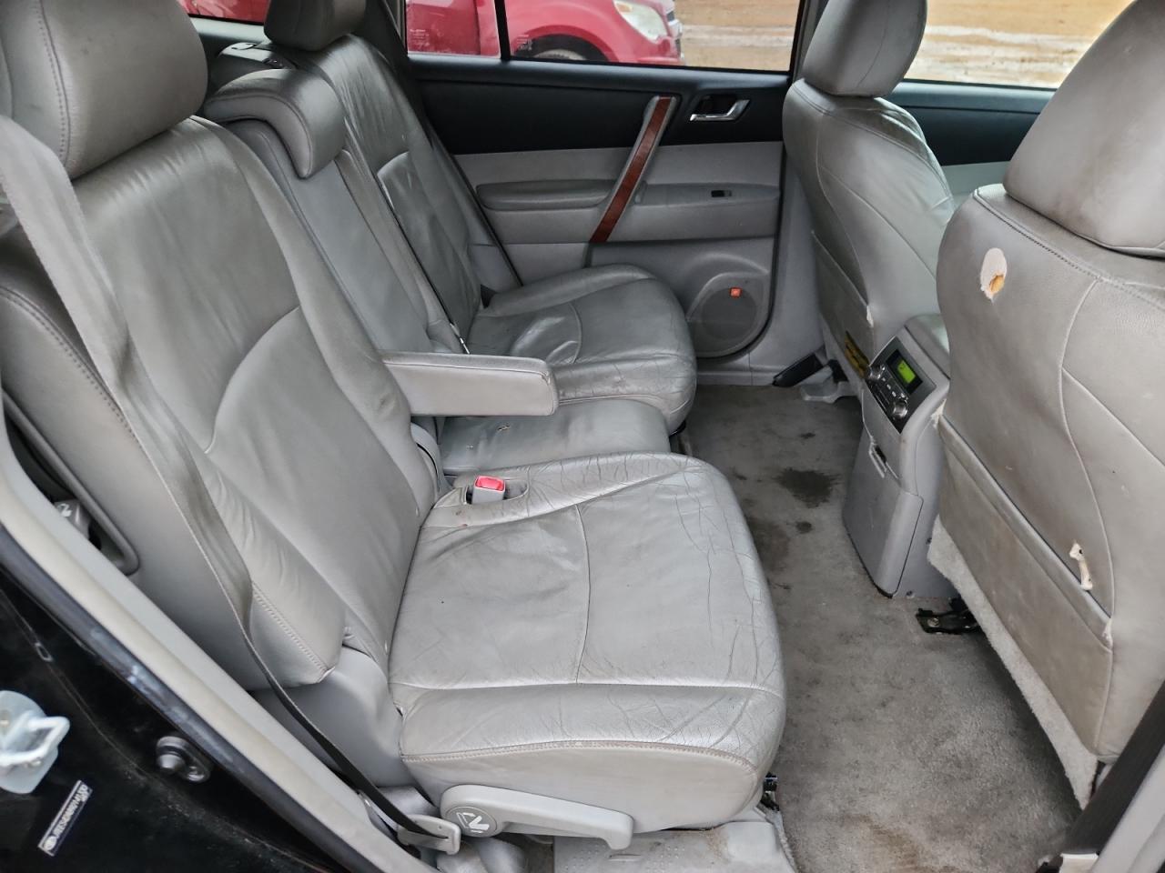 2009 TOYOTA HIGHLANDER