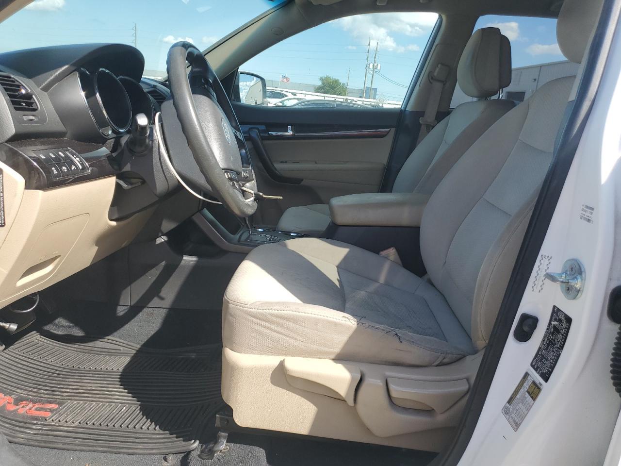 2011 KIA SORENTO